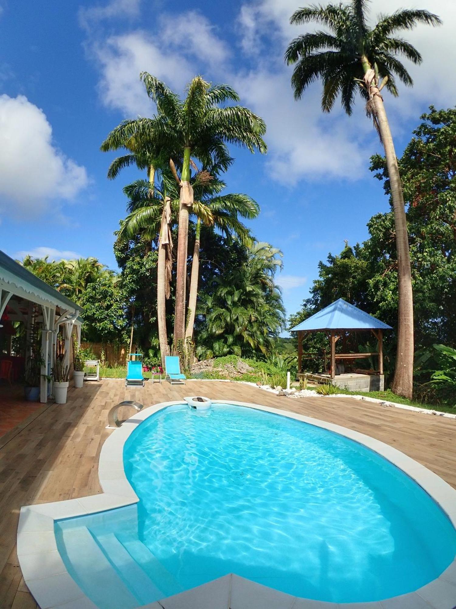 Gite Kaz A Topaze, Piscine, Jardin Tropical Sainte-Rose Esterno foto
